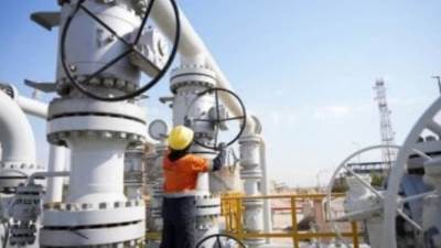 إغلاق مدارس وجامعات وعمل من المنزل.. آسيا تواجه ارتفاع النفط بإجراءات حاسمة