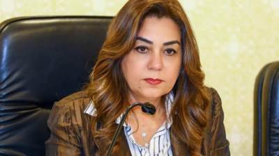 وزيرة التنمية المحلية والبيئة تتابع جهود رفع تراكمات القمامة والإشغالات بمحافظات الجيزة والسويس والمنيا والدقهلية