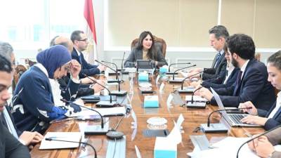 وزيرة الإسكان تبحث مع المدير الإقليمي لمنطقة جنوب وشرق المتوسط بالبنك الأوروبي لإعادة الإعمار التعاون