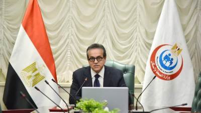 وزير الصحة يدين الاعتداءات على المنشآت الصحية بلبنان.. ويؤكد التضامن العربي الكامل في اجتماع طارئ