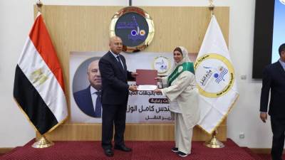 وزير النقل: المرأة المصرية وخاصة الأم العاملة شريك أساسي في مسيرة الوطن