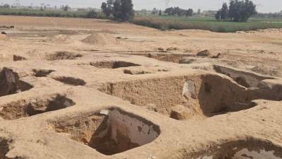 الكشف عن مبنى أثري يرجع إلى بدايات الرهبنة القبطية خلال القرن الخامس الميلادي بمنطقة القلايا بمحافظة البحيرة