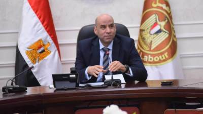 وزير العمل يُصدرُ قرارًا وزاريًا بشأن حظر تشغيل الأطفال أقل من 15 سنة