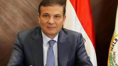 وزير الزراعة يتابع تداعيات موجة الطقس الطارئة ويوجه بتكثيف الدعم الميداني للمزارعين والمربين