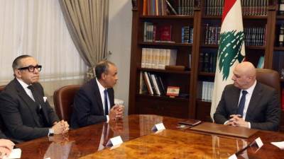 وزير الخارجية يلتقي رئيس الجمهورية اللبنانية وينقل رسالة دعم من القيادة والشعب المصري