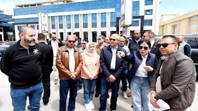 وزيرة الإسكان تتفقد أعمال تطوير ورفع كفاءة المحور المركزي الموازي وتشدد على ضرورة الالتزام بالجداول الزمنية المحددة والتنفيذ وفق أعلى معايير الجودة 