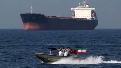 باكستان: إيران تسمح بمرور 20 سفينة إضافية ترفع علم البلاد عبر مضيق هرمز