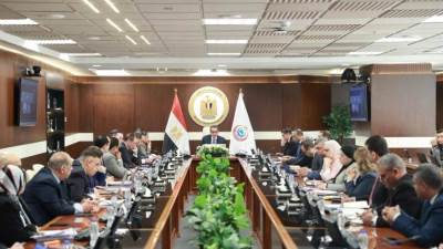 وزير الصحة يتابع مستجدات تأهيل المنظومة الصحية بالمنيا تمهيدًا لإدراجها ضمن منظومة التأمين الصحي الشامل