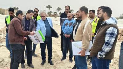 مسئولو الإسكان يتفقدون مشروعات مدينة العلمين الجديدة ومارينا