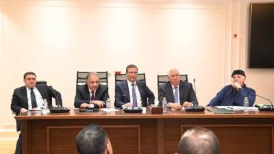 وزير الزراعة يستعرض استراتيجية الوزارة لتحقيق الأمن الغذائي أمام "زراعة النواب"