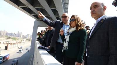 وزيرة التنمية والبيئة ومحافظ الإسكندرية يتفقدان كوبري الفريق أول سليمان عزت ومحاور مرورية حيوية
