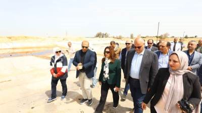 وزيرة التنمية والبيئة ومحافظ الإسكندرية يتفقدان مركز الناصرية لمعالجة والتخلص من المخلفات الخطرة بالمحافظة