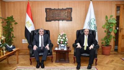 تعاون مشترك بين "جهاز حماية البحيرات" و"محافظة الفيوم" لإعادة التوازن البيئي وتعظيم الإنتاج السمكي