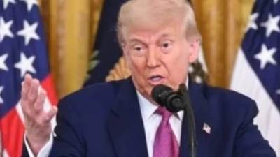 ترامب يقيل وزيرة العدل الأمريكية ويعين نائبها بدلاً منها