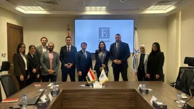 هيئة التأمين الصحي الشامل تبحث التعاون مع شركات عالمية لتحديث منظومة علاج أمراض القلب