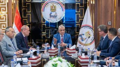 وزير الإنتاج الحربي يبحث مع رئيس مجلس إدارة شركة “يونغ-هانز” (الفرنسية- الألمانية) وشركة "تاليس مصر” التعاون في مجال الصناعات الدفاعية