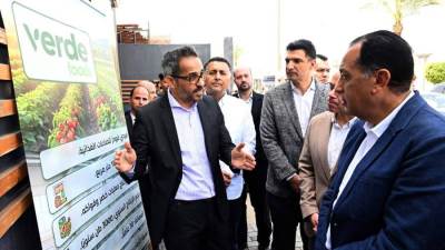 رئيس الوزراء يتفقد مصنع "فيردي فودز" للصناعات الغذائية