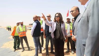 وزيرة التنمية المحلية والبيئة تتفقد مصنع شركة (إيكوم) للمخلفات والمجمع المتكامل بالعاشر من رمضان لضمان استمرار معالجة المخلفات بصورة آمنة