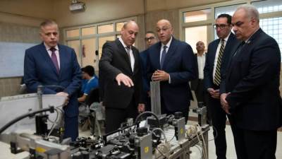 وزير الدولة للإنتاج الحربي يبحث مع "جهاز المشروعات المتوسطة والصغيرة ومتناهية الصغر" آفاق التعاون المشترك