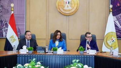 وزراء التنمية المحلية والبيئة والتخطيط والتنمية الاقتصادية والتعليم العالي والبحث العلمي ورئيسة المجلس القومي للمرأة يطلقون المرحلة الرابعة من المبادرة الوطنية للمشروعات الذكية الخضراء
