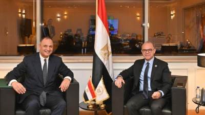 وزير الاستثمار يجري مباحثات مع وزير التجارة المغربي لزيادة حركة التجارة بين البلدين