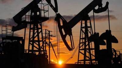 هبوط أسعار النفط بعد إعلان وقف إطلاق النار بين الولايات المتحدة وإيران