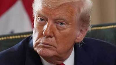 ترامب: الولايات المتحدة بدأت "تطهير" مضيق هرمز