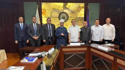 رئيس المحكمة العليا بالفلبين يستقبل وزير الأوقاف لبحث تدريب القضاة الشرعيين بأكاديمية الأوقاف الدولية