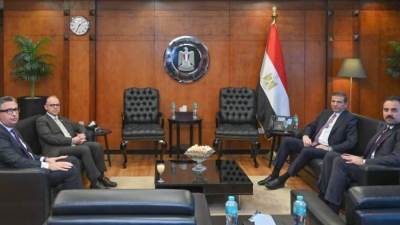 محمد فريد: مشاورات بشأن البدء بميكنة وتنظيم تداول سلع السكر والبليت والقطن عبر البورصة السلعية