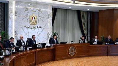 رئيس الوزراء يُتابع إجراءات مواجهة المخاطر المرتبطة بالمنصات والألعاب الالكترونية لحماية النشء في البيئة الرقمية