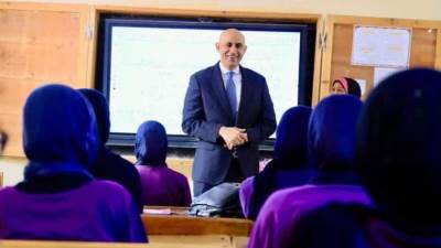 وزير التربية والتعليم يتفقد عددًا من المدارس بإداراتي الحوامدية والبدرشين بالجيزة لمتابعة انتظام العملية التعليمية وتعزيز الانضباط داخل الفصول