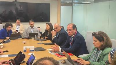 الوزير يوجه بإعداد خطة متكاملة للاستثمار في العنصر البشري لتعزيز توسع إيبروم محليًا وخارجيًا