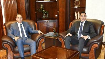 وزير الشباب والرياضة يبحث مع رئيس هيئة الرقابة المالية تعزيز أطر التعاون المشترك 