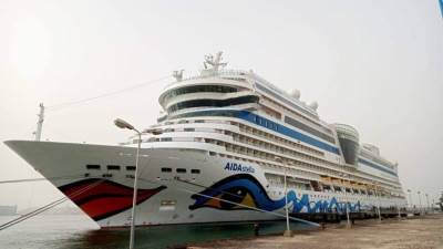 الرصيف السياحي بميناء غرب بورسعيد يستقبل السفينة السياحية AIDA STELLA