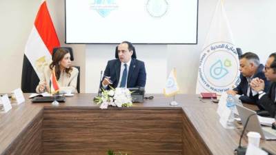 اجتماع تنسيقي موسع بين المديرين التنفيذيين لهيئتي “الرعاية الصحية” و“التأمين الصحي الشامل” لتعزيز استمرارية الخدمات والحوكمة والتكامل المؤسسي وضمان استدامة وكفاءة التشغيل