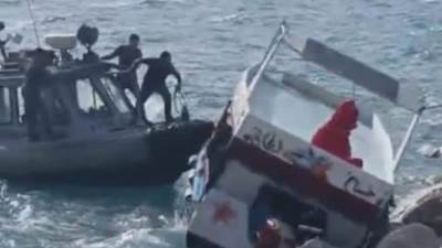 القوات المسلحة الأردنية تحبط محاولة تسلل وتُنقذ مركبًا سياحيًا في خليج العقبة