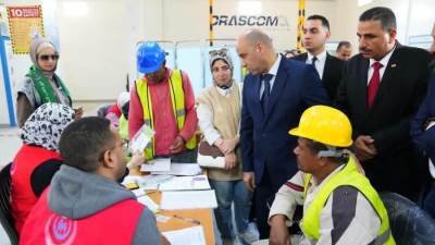 الوزير يتحدث إلى "العمالة غير المنتظمة "ويؤكد على تقديم كل أنواع الدعم والحماية