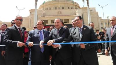 وزير التعليم العالي ومحافظ الجيزة ورئيس جامعة القاهرة يفتتحون ملتقى التوظيف والتدريب بالجامعة لعام 2026