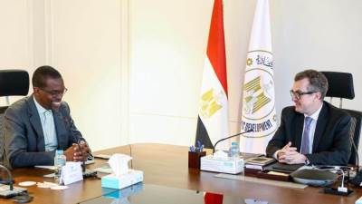 وزير التخطيط يبحث مع ممثلي البنك الإفريقي للتنمية سبل تعزيز التعاون لدفع مجالات التنمية الاقتصادية