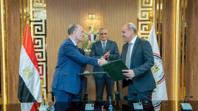 الإنتاج الحربى والأكاديمية العربية للعلوم يوقعان بروتوكول تعاون