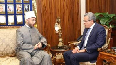 وزير الأوقاف يلتقي رئيس المركزي للمحاسبات لتعزيز التعاون والحوكمة 