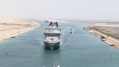 سفينة الركاب السياحية MSC EURIBIA إحدى أكبر سفن الرحلات البحرية في العالم تختار العبور من قناة السويس 