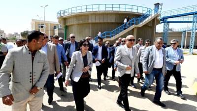 وزيرة الإسكان ومحافظ الأقصر بتفقدان محطة تنقية مياه مدينة طيبة الجديدة