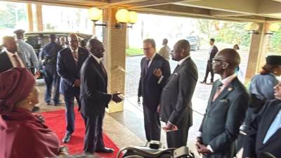 وزير الصحة يشارك في افتتاح قمة الصحة العالمية بنيروبي