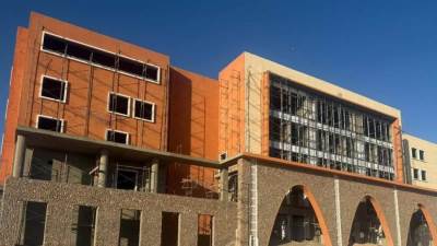 بمناسبة ذكرى تحرير سيناء .. دعم القيادة السياسية يدفع منظومة التعليم العالي لتحقيق طفرة تنموية بسيناء ومدن القناة