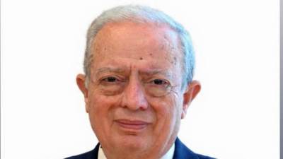 نائب رئيس الوزراء يهنئ الرئيس السيسي بعيد العمال