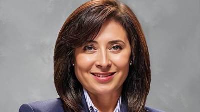 كونتكت المالية القابضة تعلن تعيين د. منال حسين عبد الرازق رئيسًا لمجلس الإدارة