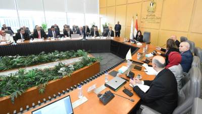 وزيرة الإسكان تعقد اجتماعها الدوري لمتابعة الموقف التنفيذي لمشروعات الإسكان بعدد من المدن الجديدة