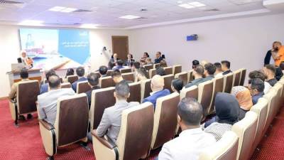 مصلحة الجمارك تستعرض منظومة "الصادر المطور" و"التسجيل المسبق للشحنات الجوية