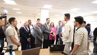 وزير الاتصالات يزور مركز إبداع مصر الرقمية بالمنطقة التكنولوجية في بني سويف الجديدة